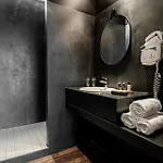 Logis Hotellerie Les Brisants , Restaurant J M Perochon Hotel