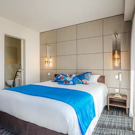 Logis Hotellerie Les Brisants , Restaurant J M Perochon 3*