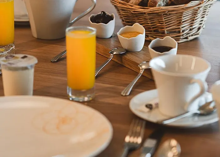 Szálloda Logis Hotellerie Les Brisants , Restaurant J M Perochon 3*