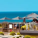 Logis Hotellerie Les Brisants , Restaurant J M Perochon 3*