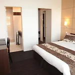 Logis Hotellerie Les Brisants , Restaurant J M Perochon Hotel 3*