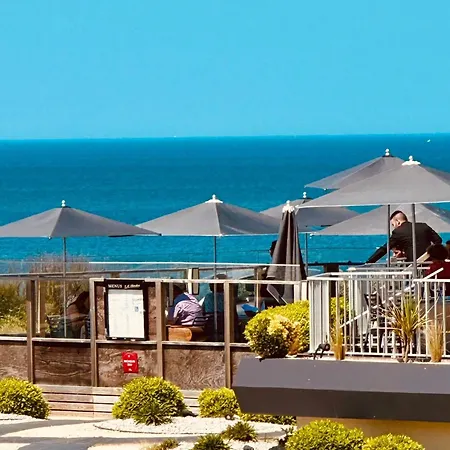 Logis Hotellerie Les Brisants , Restaurant J M Perochon 3*