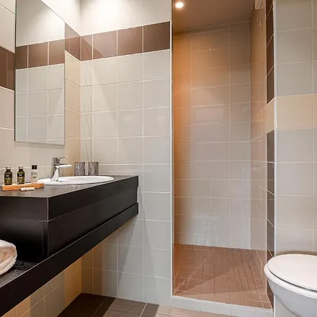 Hotel Logis Hotellerie Les Brisants , Restaurant J M Perochon