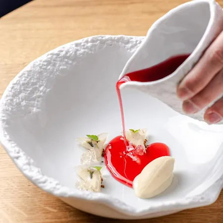 Logis Hotellerie Les Brisants , Restaurant J M Perochon فندق Brétignolles-sur-Mer