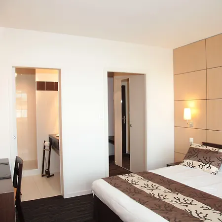 Logis Hotellerie Les Brisants , Restaurant J M Perochon 3*