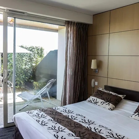 Hotel Logis Hotellerie Les Brisants , Restaurant J M Perochon