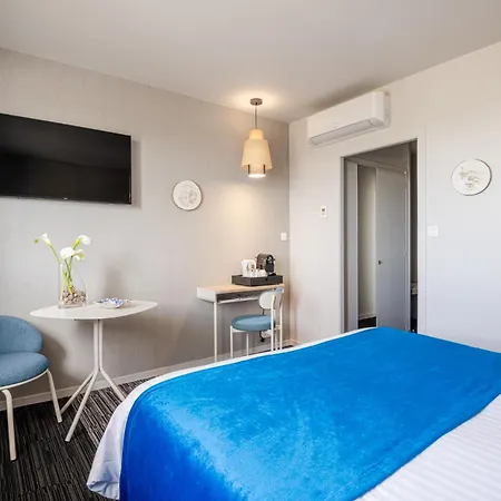 Hotel Logis Hotellerie Les Brisants , Restaurant J M Perochon 3*