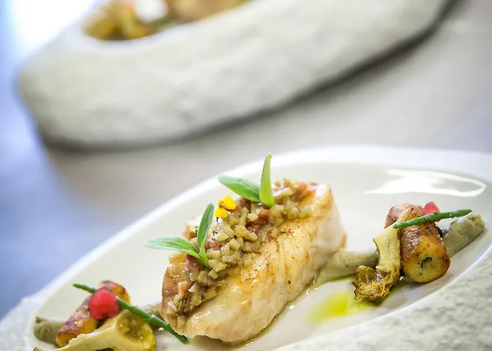 Logis Hotellerie Les Brisants , Restaurant J M Perochon